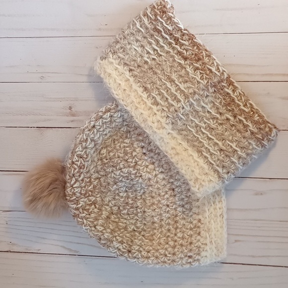 Hand crocheted beanie with a faux fur pom and cowl scarf set - Picture 9 of 9